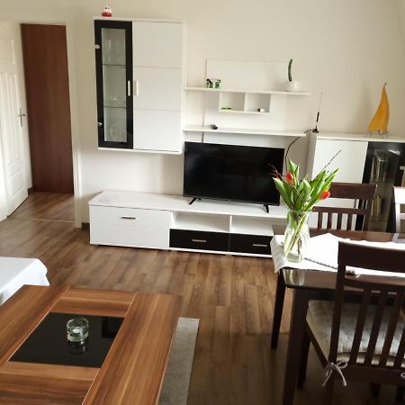 Ferienwohnung An Der Elbfaehre Dresden Luaran gambar